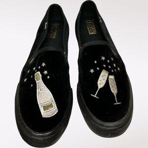 Keds Shoes Women Size 7.5 Black Velvet Slip On Pink Cheers Bubbly Party Congrats